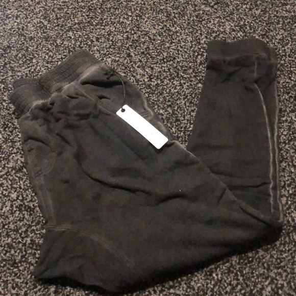 Pants - Picture 4 of 4